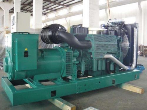 临渭便携静音：租赁无声发电机组，便携式解决能源需求